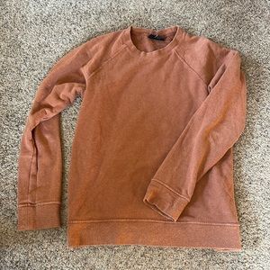 Burnt orange Patagonia sweatshirt